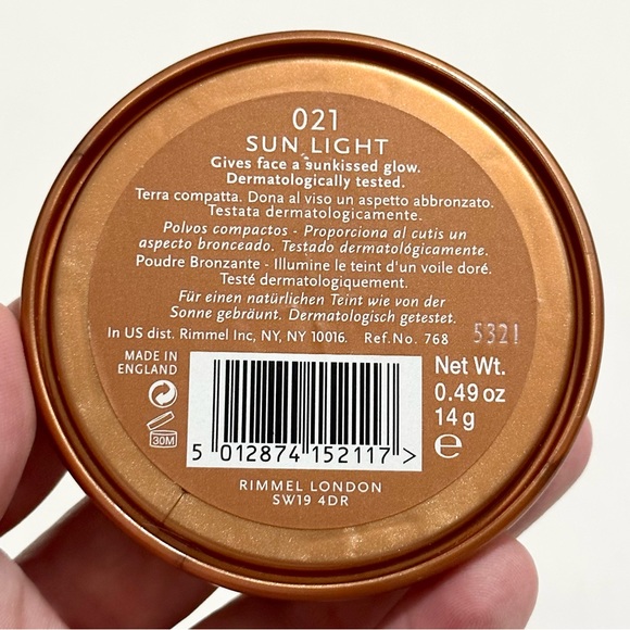 Rimmel London Natural Bronzer - 021 Sun Light - Brand New - Picture 6 of 7